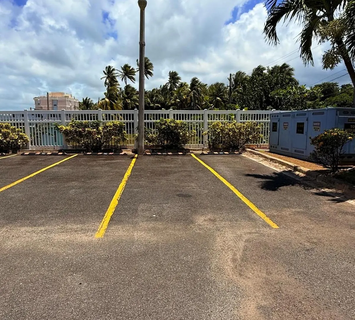 New Casa Delfin Ac Beach Front Luquillo Lägenhet